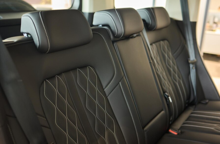 Best Seat Covers for Chevy Silverado & Dodge Ram: Protect Your Ride