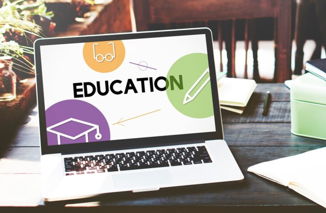 How Online Degree Courses Are Revolutionizing Higher Education in 2024